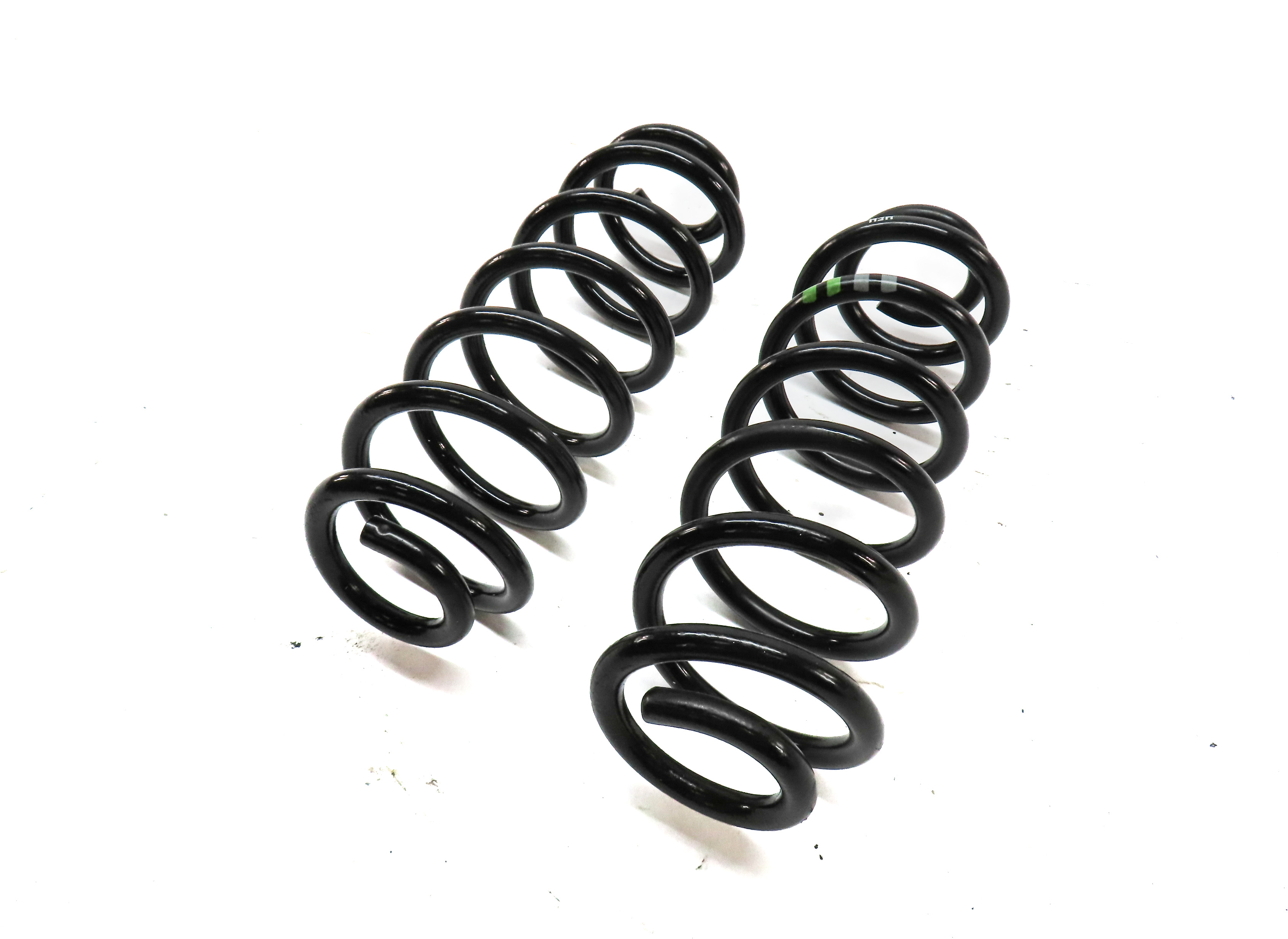 2009-2018 VW TIGUAN / AUDI Q3 (8U) LEFT & RIGHT REAR SUSPENSION COIL SPRING SET — exact item pictured